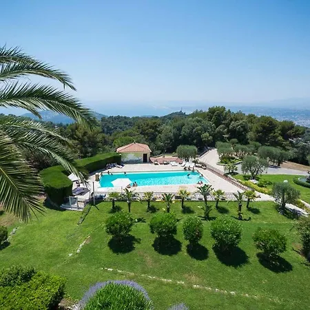 Domaine Du Mont Leuze Ferienpark