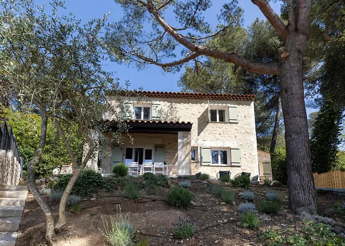 Domaine Du Mont Leuze * Villefranche-sur-Mer